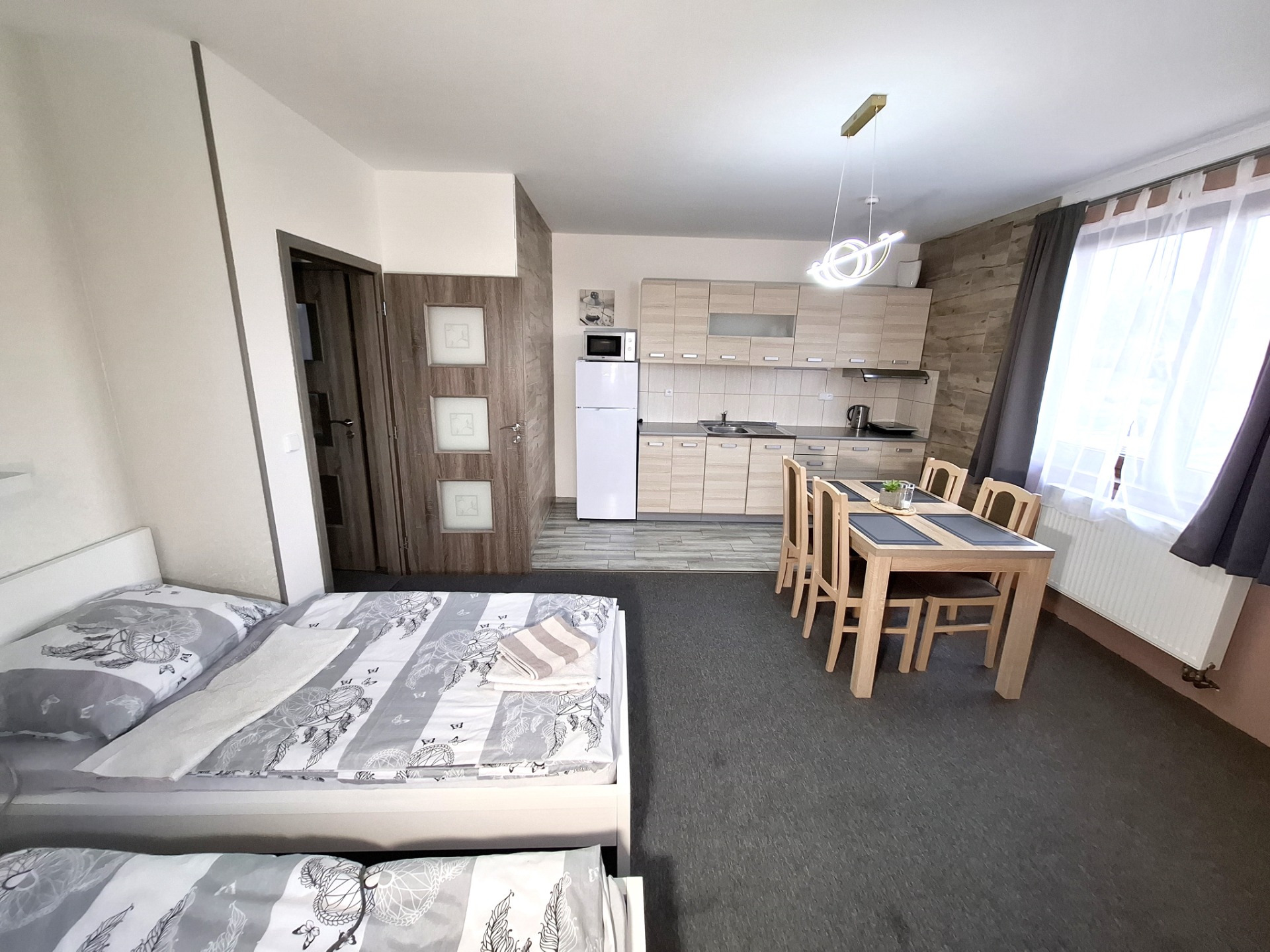 apartmán č.2 čtyřlůžkový s ložnicí